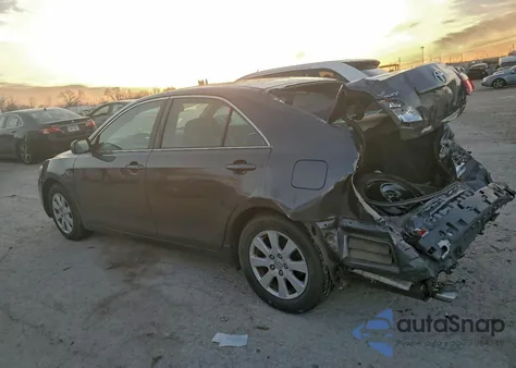 2007 Toyota Camry Le z USA, uszkodzony, nr VIN 4T1BK46K97U025187